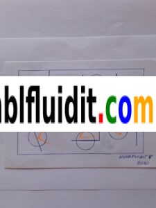 Disegno astratto originale realizzato a penna biro blu su carta nel 2020, composto da figure geometriche sovrapposte e intersecate in equilibrio visivo.